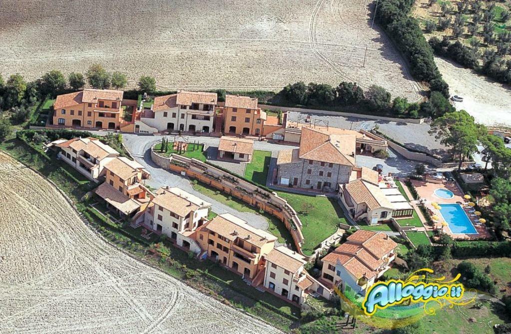 Villaggio Residence La Pieve Di Pomaia Bagian luar foto